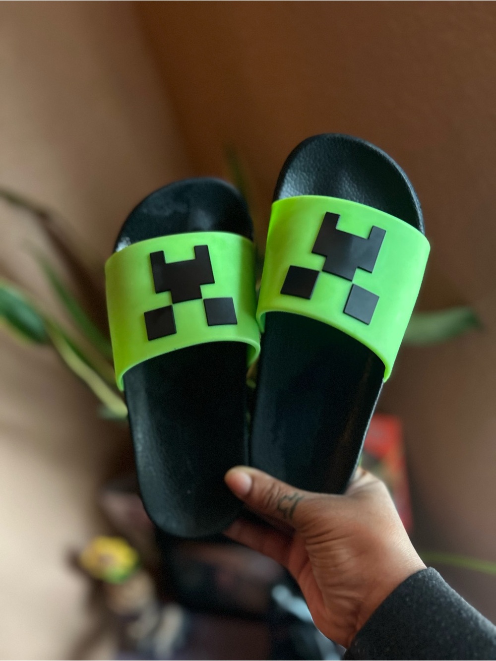 Creep Minecraft Slide Sandals